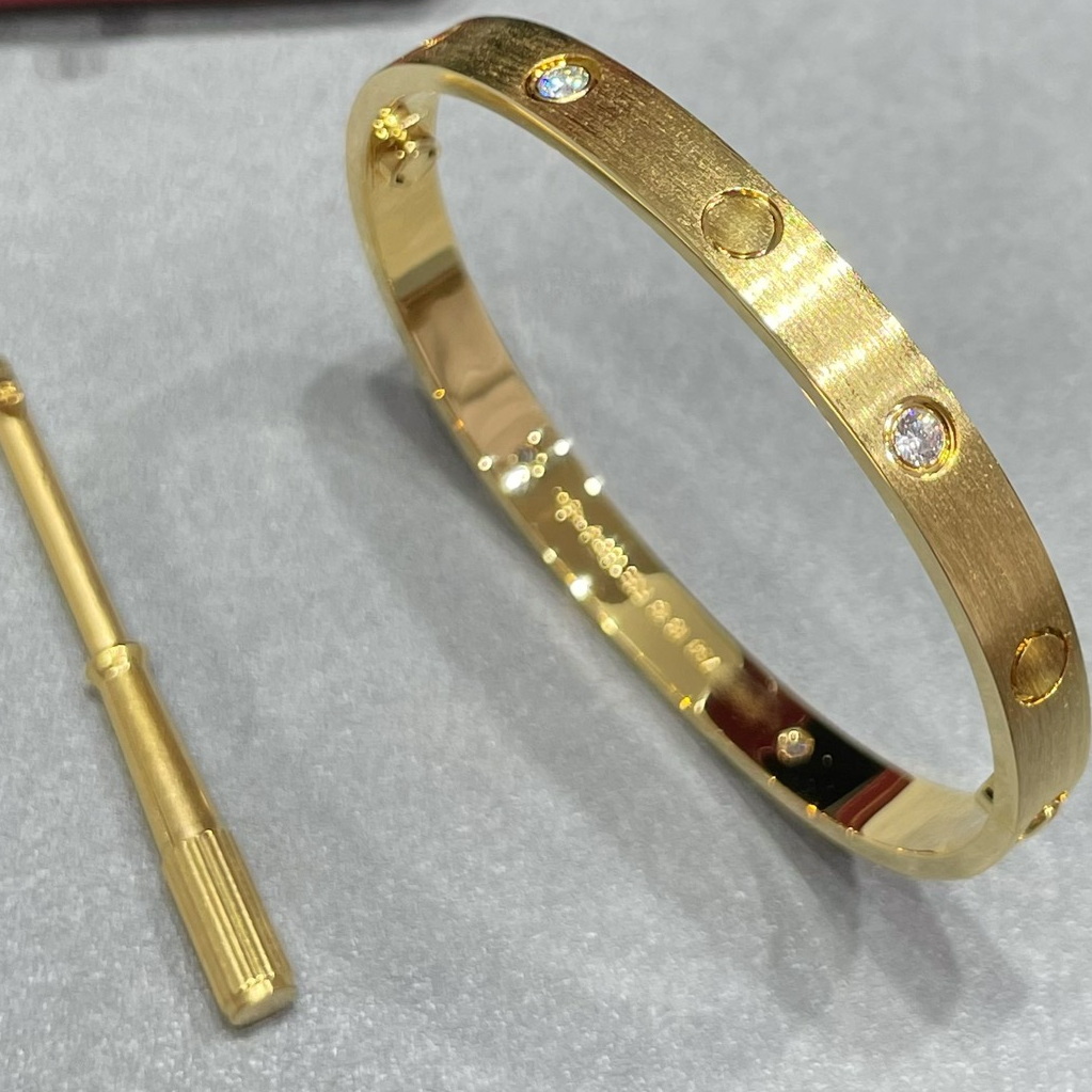 4 diamond brushed L0VE bracelet Bangle size 16-19 CM TOP quality designer Brushing bracelet for women men couple bracelets stainless steel gold plat