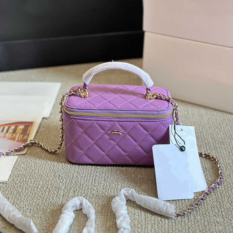 Designer Cases Makeup bag cc Micro Vanity Bag Mini Cosmetic Bag Crossbody Shoulder Tiny Cosmetic Nano Make Up Bags Coin Pink Purse Wallet width 18cm