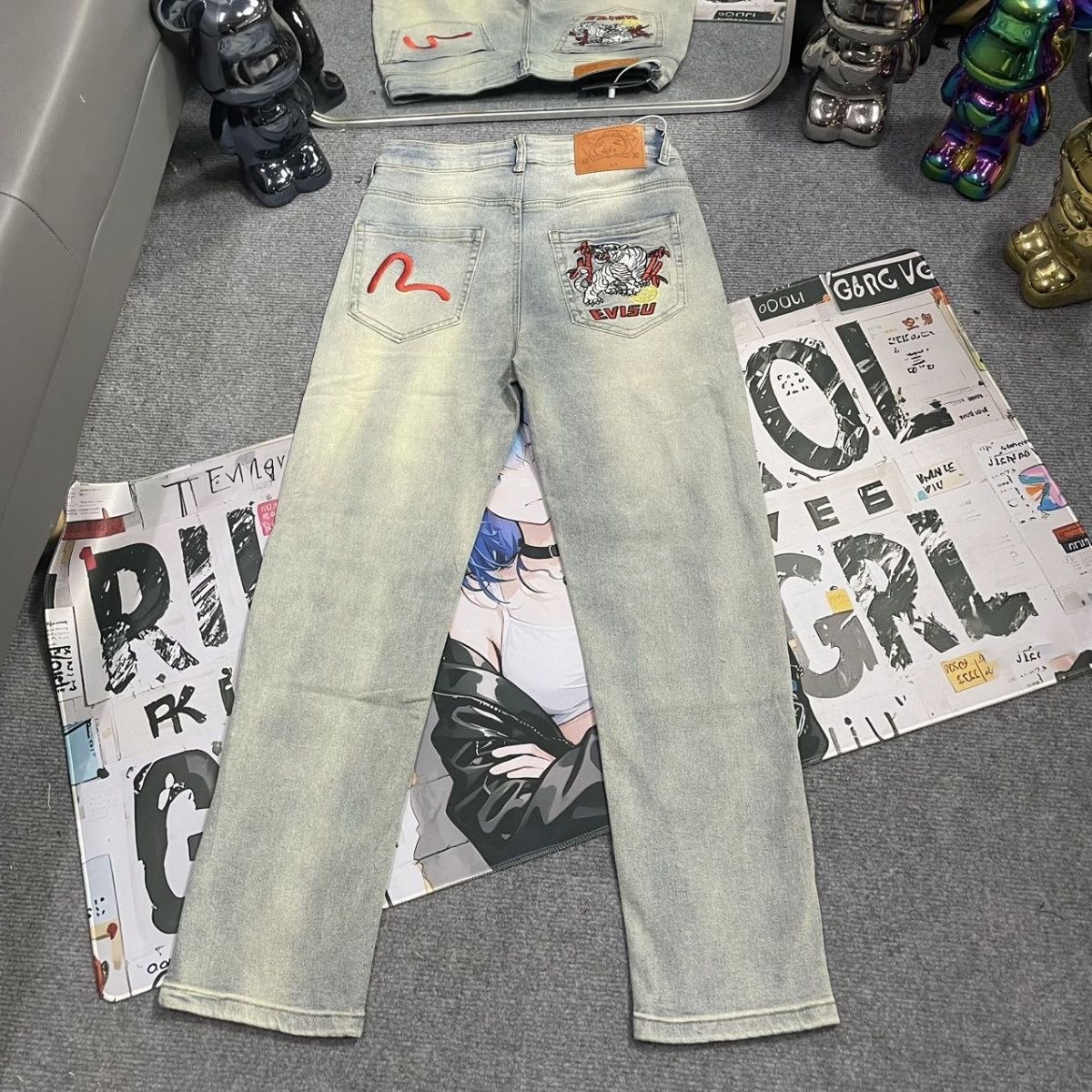 Men's Jeans designer jeans Men's Embroidered Kanji Men's Loose Fit Jeans Luxury Style Straight Leg Denim Pants Streetwear Casual Holi