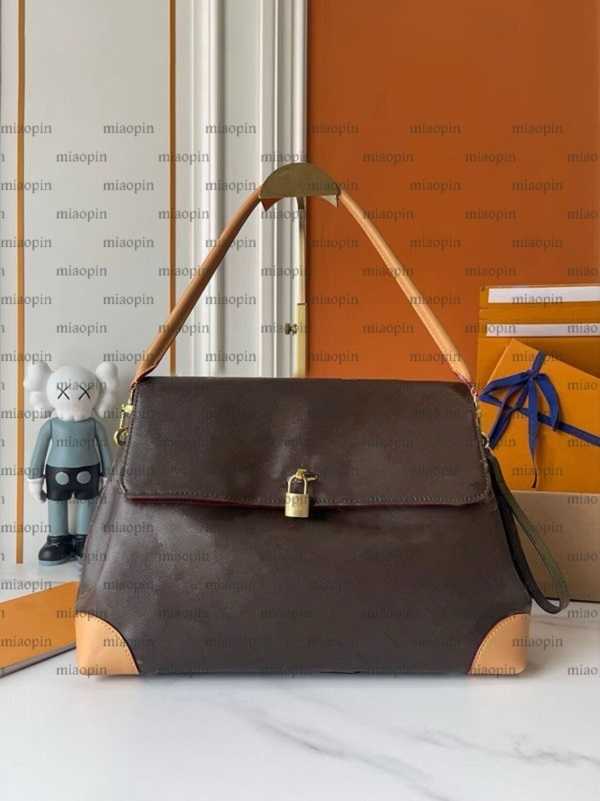 10A Large Shouder Bag Designer Bag Women Clutch Bag Luxury Business Bag Fashion Pocket Lady Daily Shopping Bags Female Hide Away Purse Letters and F