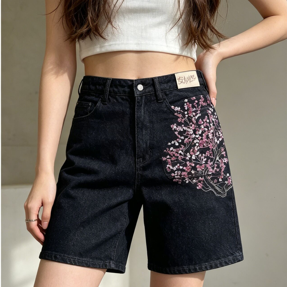 2026 Designer Shorts Men's Shorts Fashion Cherry Blossom Pocket Embroidery Jeans Men Women Retro Baggy Black Denim Short Jorts Hip Hop Streetwe