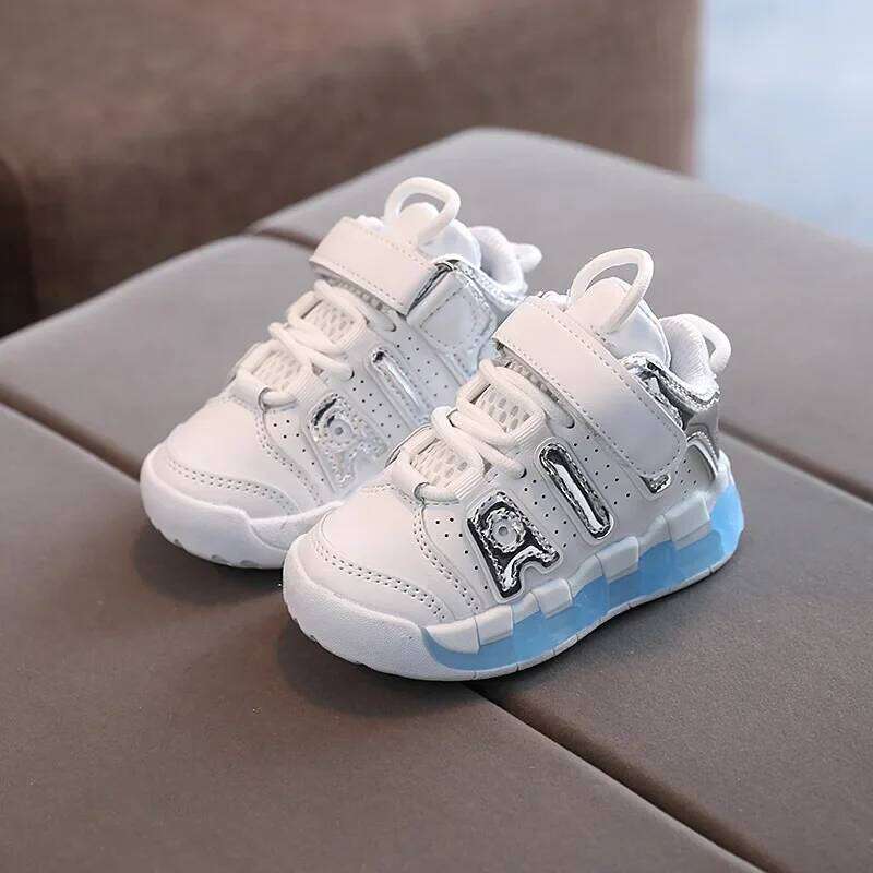 Kids Fashion Breathable Soft Sole Sports Sneakers for Running Thick Bottom Velcro Children PU Leather Shoes 26Y0509