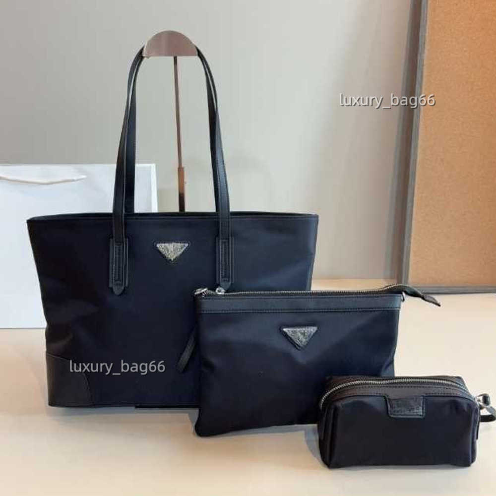 2026Totes Fashion Nylon Designer Luxurys The Large Totes Bags Purses Woman Handbag Women High Quality Tote Book Beach Borse Shopper Handba Dhgate-image-1112825669