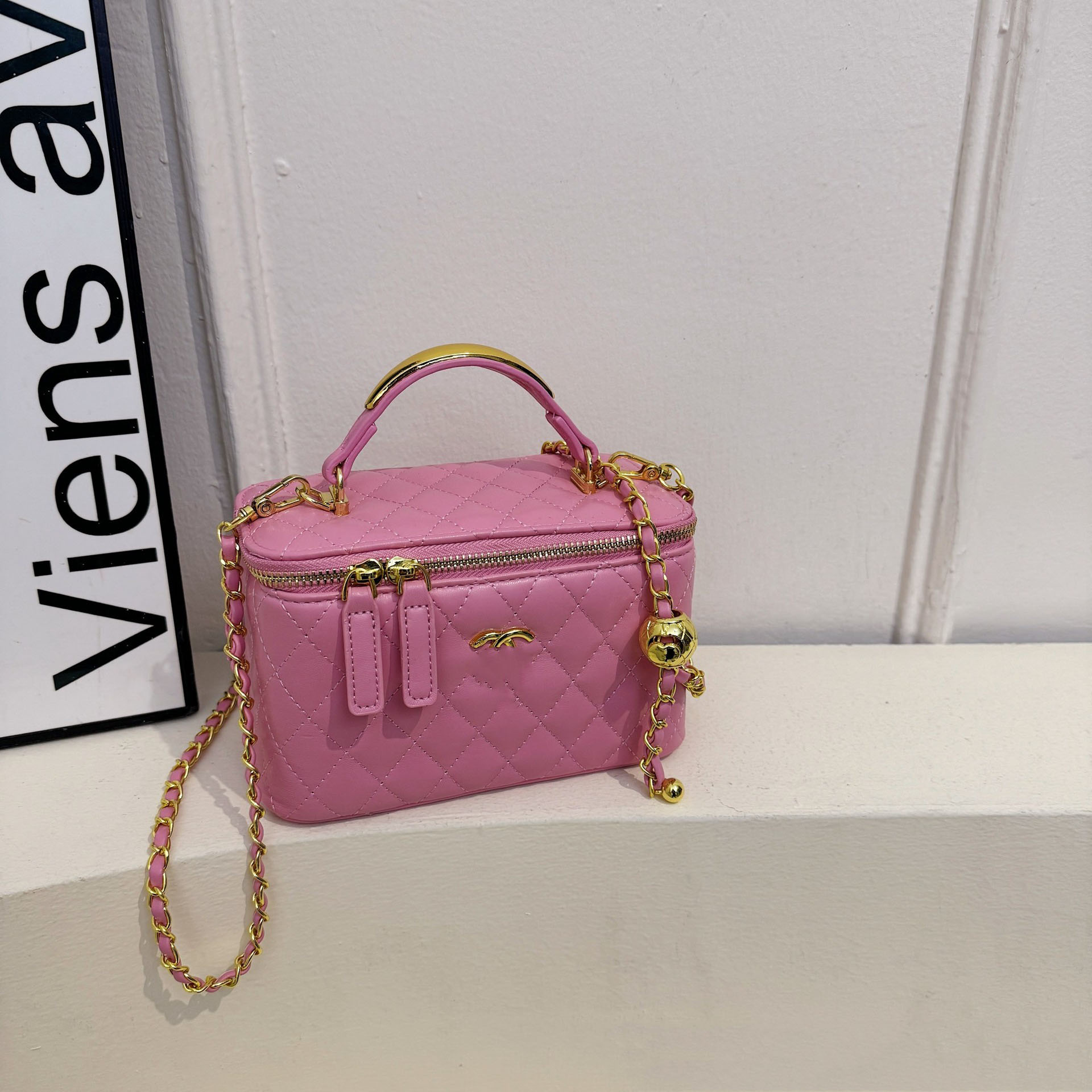Designer Makeup Bag Leather Chain Mini Box Bag Handbag for Women Luxury Fashion Shoulder Bag Crossbody Bag with Metal