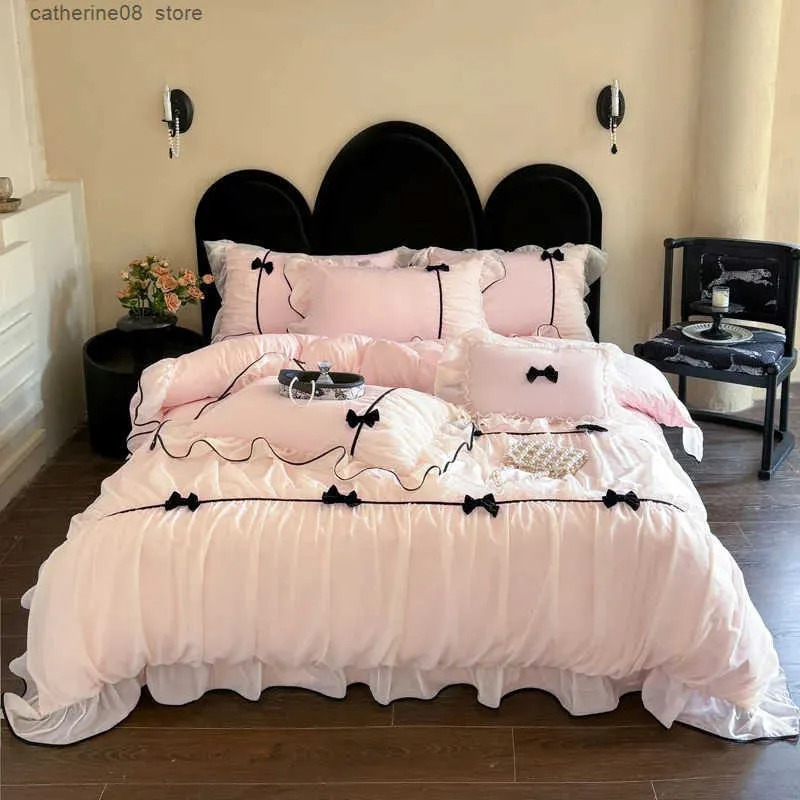27DTA Elegantly Designed Women's Comforter Set with Soft Double-Faced Fleece