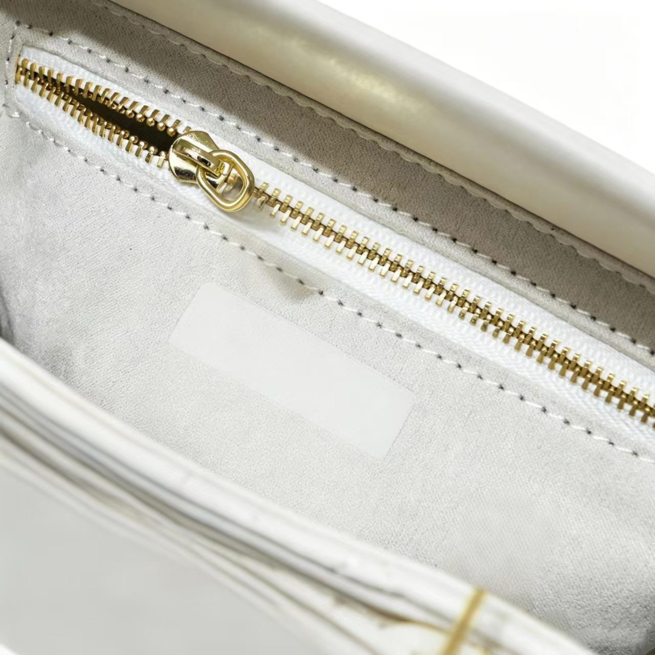 Sac à bandoulière design pour femme avec chaîne - Laurel Taille du sac à main : 20x17