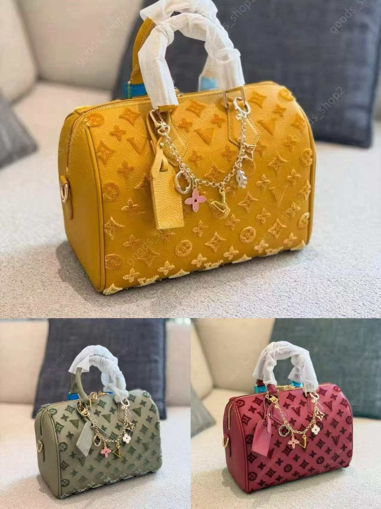 Designer speddy Petite Malle 25 pillow bag Summer New Product handle and shoulder strap made of cowhide to give away beautifully decorated luxury ha