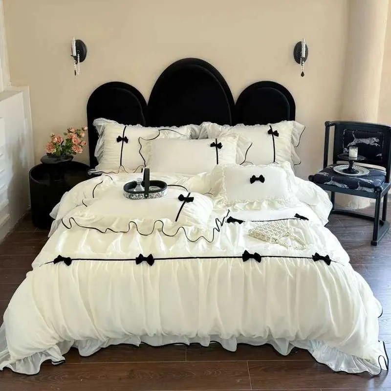 27BLA Chic Unisex Twin-Tier Luxurious Sherpa-Inspired Coverlet Packaged Set-image-1105334080