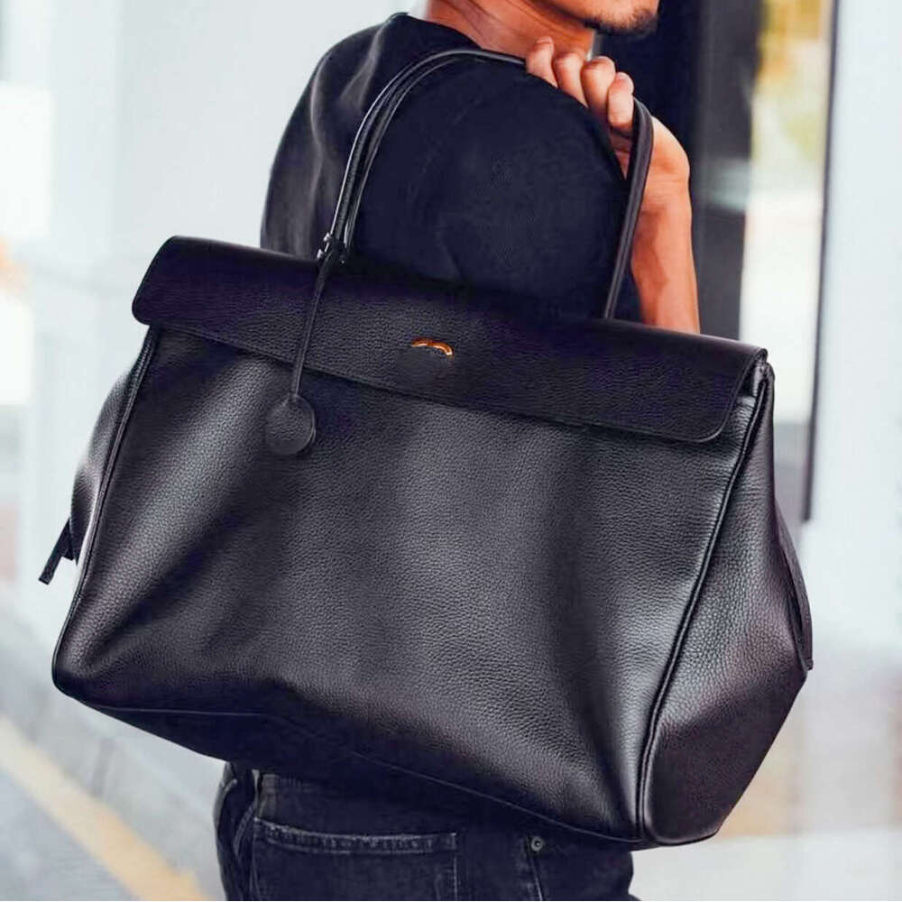Top handle Cerf Tote bag CC Designer Underarm Bag 10A Diamond Quilted Suede Shop Shoulder Bag womens mens Grand cabas Calfskin Luxury handbag work C