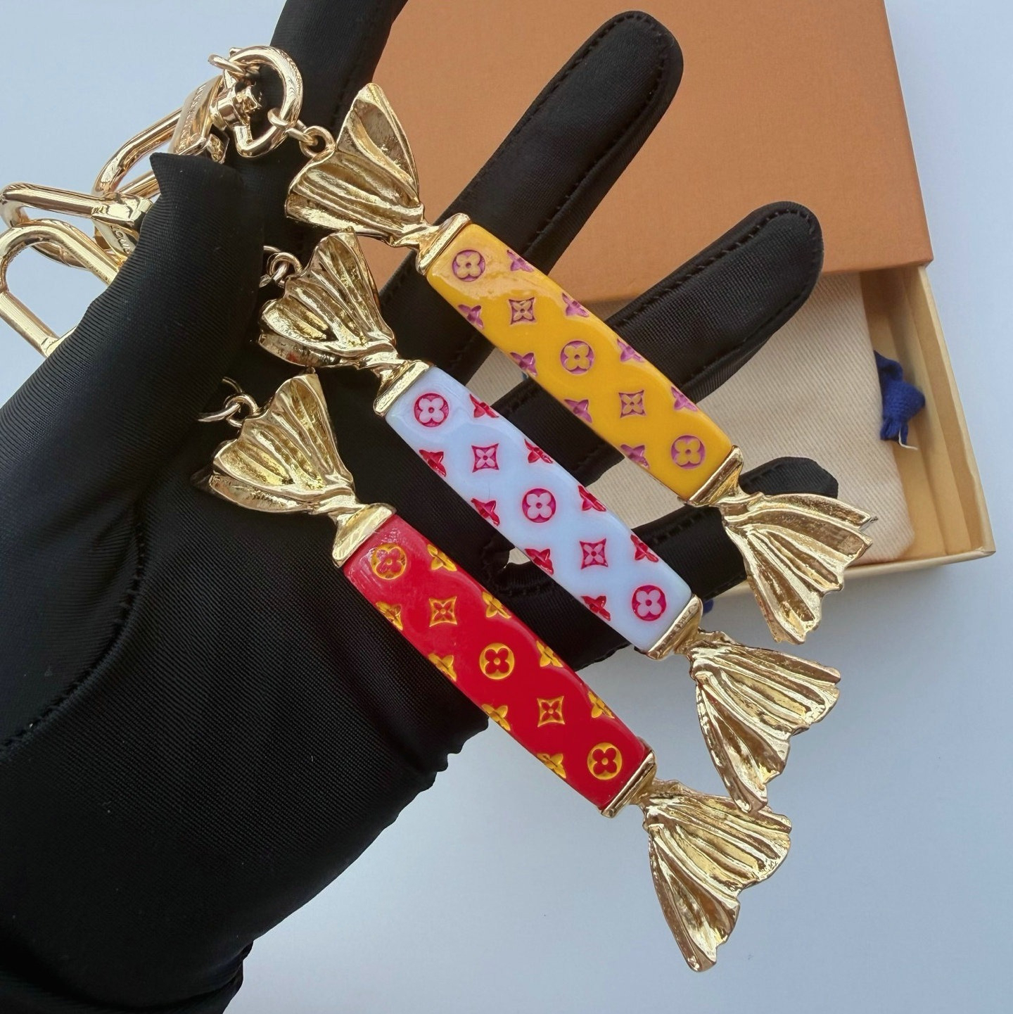 Colored Candy Keychains Designer Keychains Women Mens Key Charm New Luxury Designers Key Chain Letters Unisex Keychain