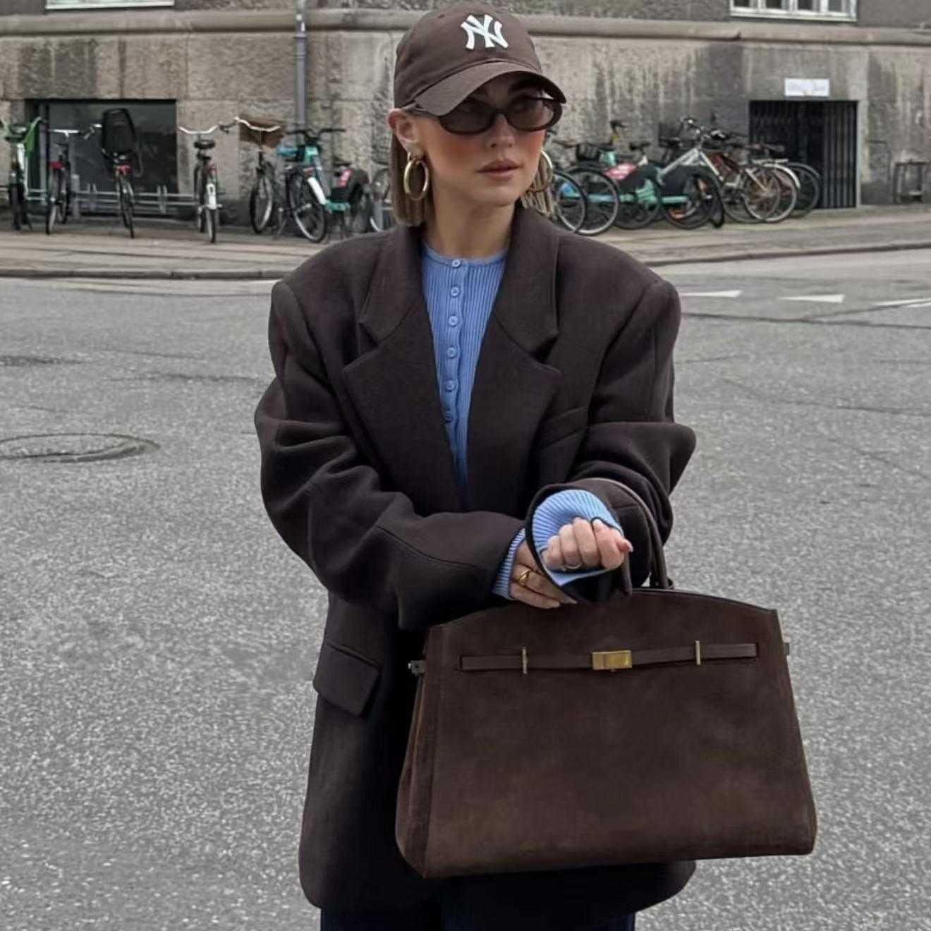 Luxury Autumn Winter Tote Bag Designer Women Briefcase Handbag High Grade Shoulder Crossbody Bag Fashion Office Lady Daily Commute