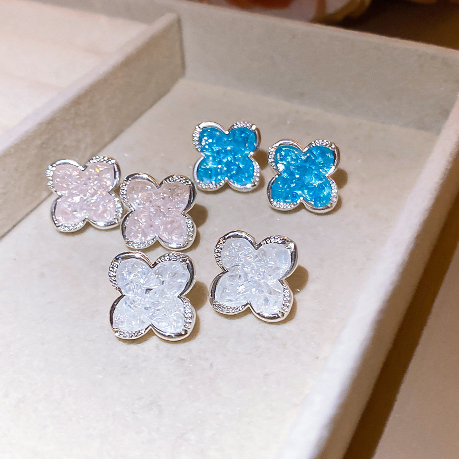 Silver Needle Clover Flower for Women 2026 New Popular Light Luxury High-End Earrings with Unique Design-image-1105637871