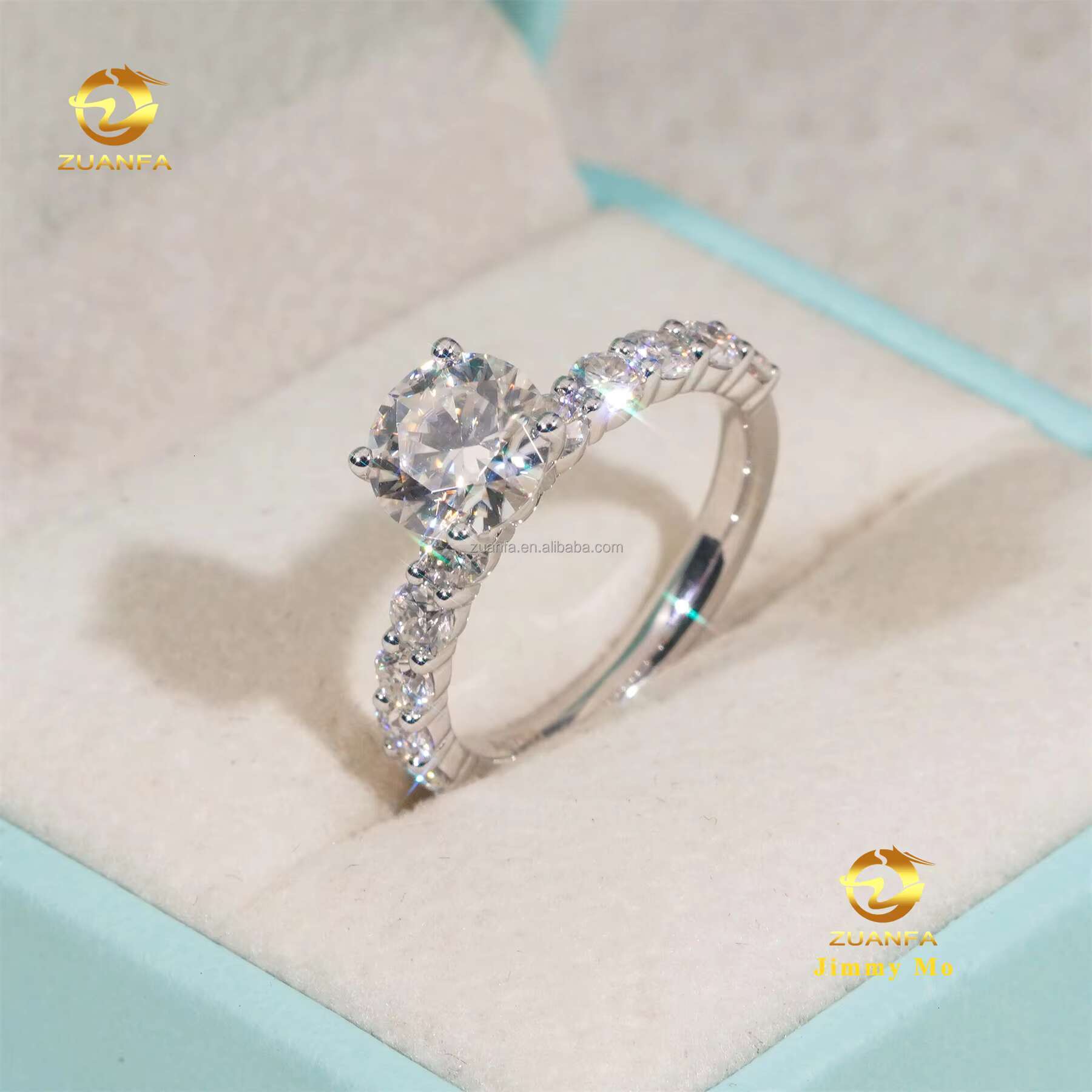 Custom Made Elegant Style 18k Solid Gold IGI Certificates Bridal Jewelry 2Ct CVD Lab Grown Diamond Round Engagement Band Ring