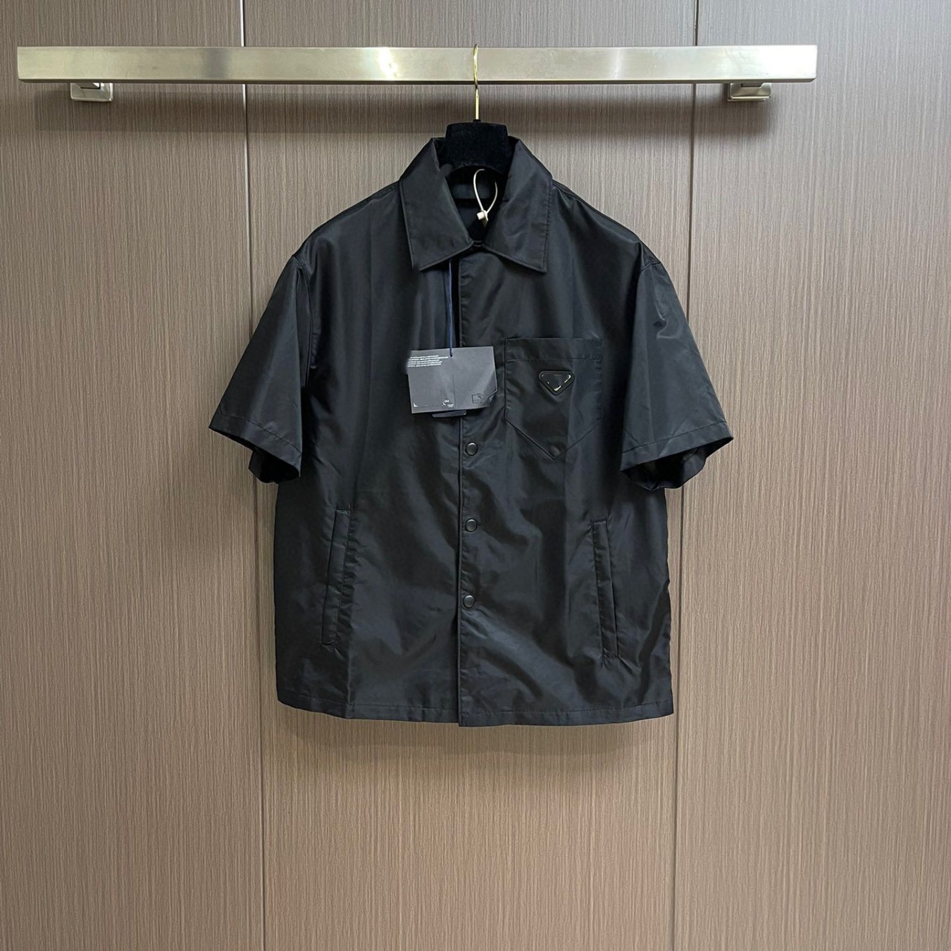 26 Years Unisex Metal Triangle Logo Nylon Pocket Casual Loose Turn Down Collar Short Sleeve Shirt graphic men designer shirts t shirt mens design