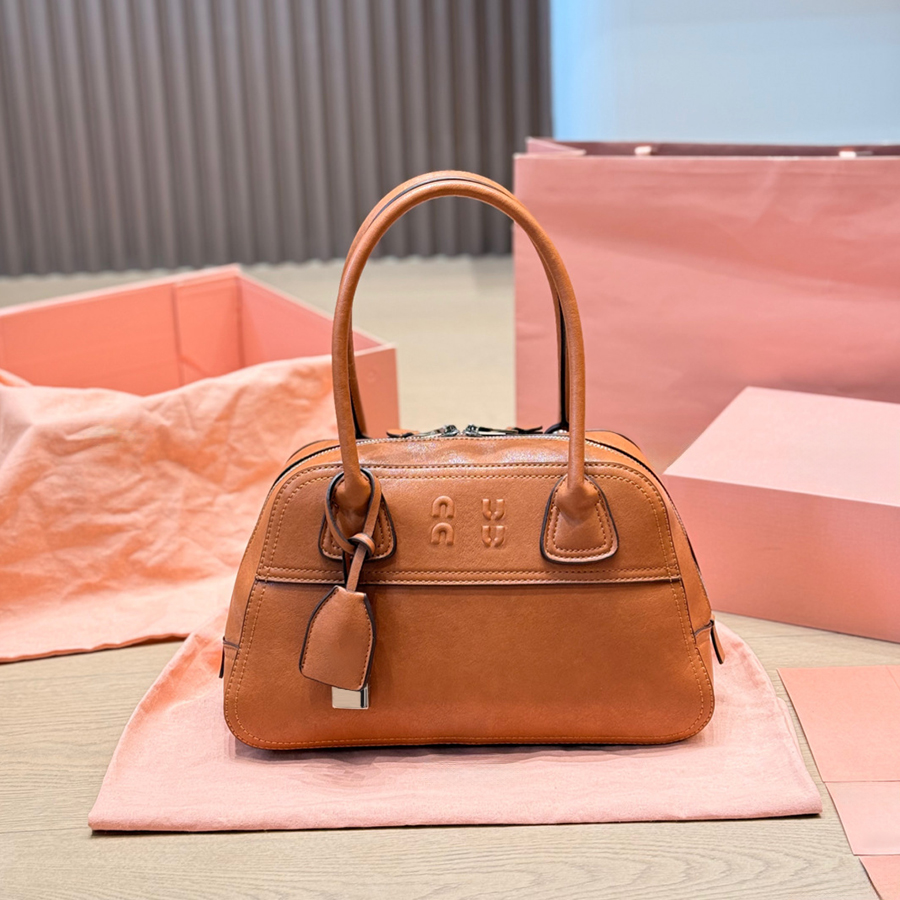 Designer Bag Shoulder Bag Letter Label Leather Crossbody Bag Wander Fashion Handbag Womens Wallet Bag Underarm Minimalist Fashion Leather Bags