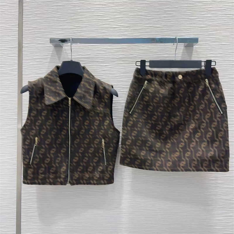 Skirts set Two Piece Dress Designer Dress womens letter logo fashion Sleeveless zip-up jacket Vest Top High-Waisted Slim loose mini Skirt
