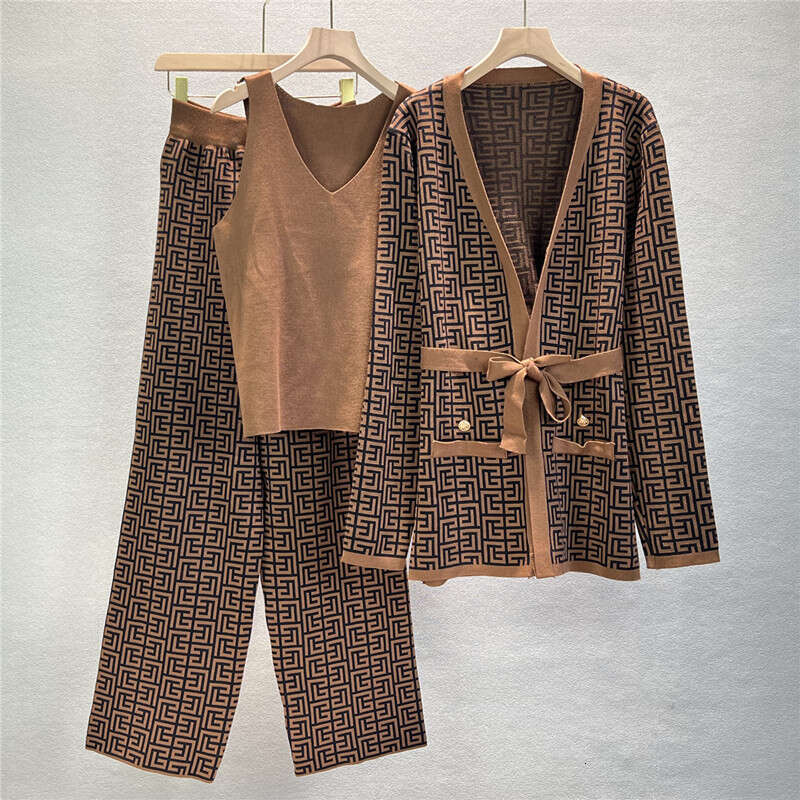 Essential Set Fashion Casual Suit Women's Shawl Jacket V Neck Knitted Style Cardigan Vest Wide Leg Pants Three Piece Set Designer Clothes Tie W