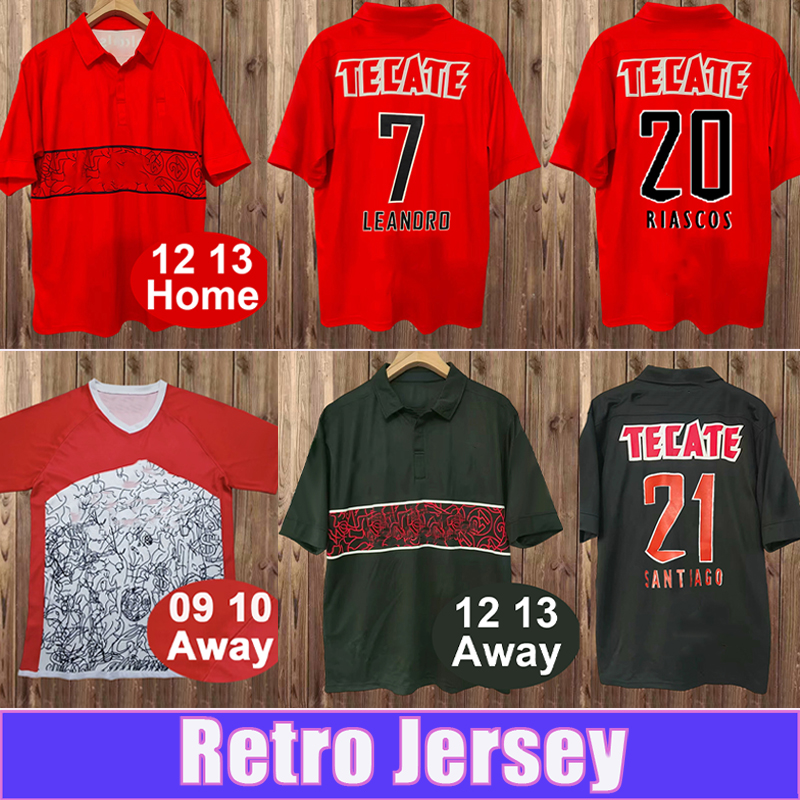 2009 2013 Tijuana Retro Maillots de football pour hommes SANTIAGO LEANDRO RIASCOS Chemises de football vintage à l'extérieur Uniformes à manches