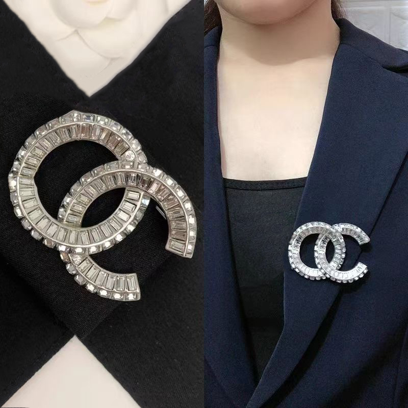 Brooch designer brooch luxury broche Letter solid colour design jewlery coral versatile style brooch dinner wear great Three colours jewlery 10a ver