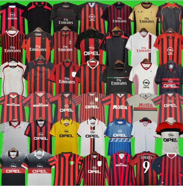Retro Milans soccer jersey BALOTELLI 94 95 96 97 98 99 00 01 02 03 04 05 06 07 08 09 10 11 13 14 15 IBRAHIMOVIC PIRLO MALDINI KAKA Shevchenko EL-image-768448105