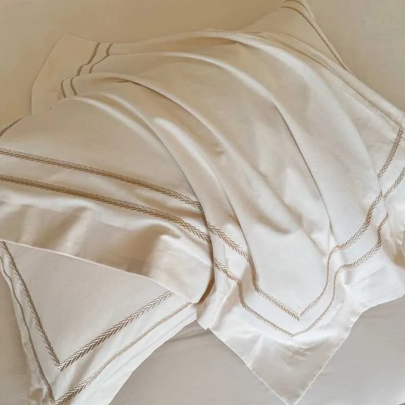 27FGS Elegant and Durable Bedding Protectors Made from Premium Quality Fabric-image-1106081586