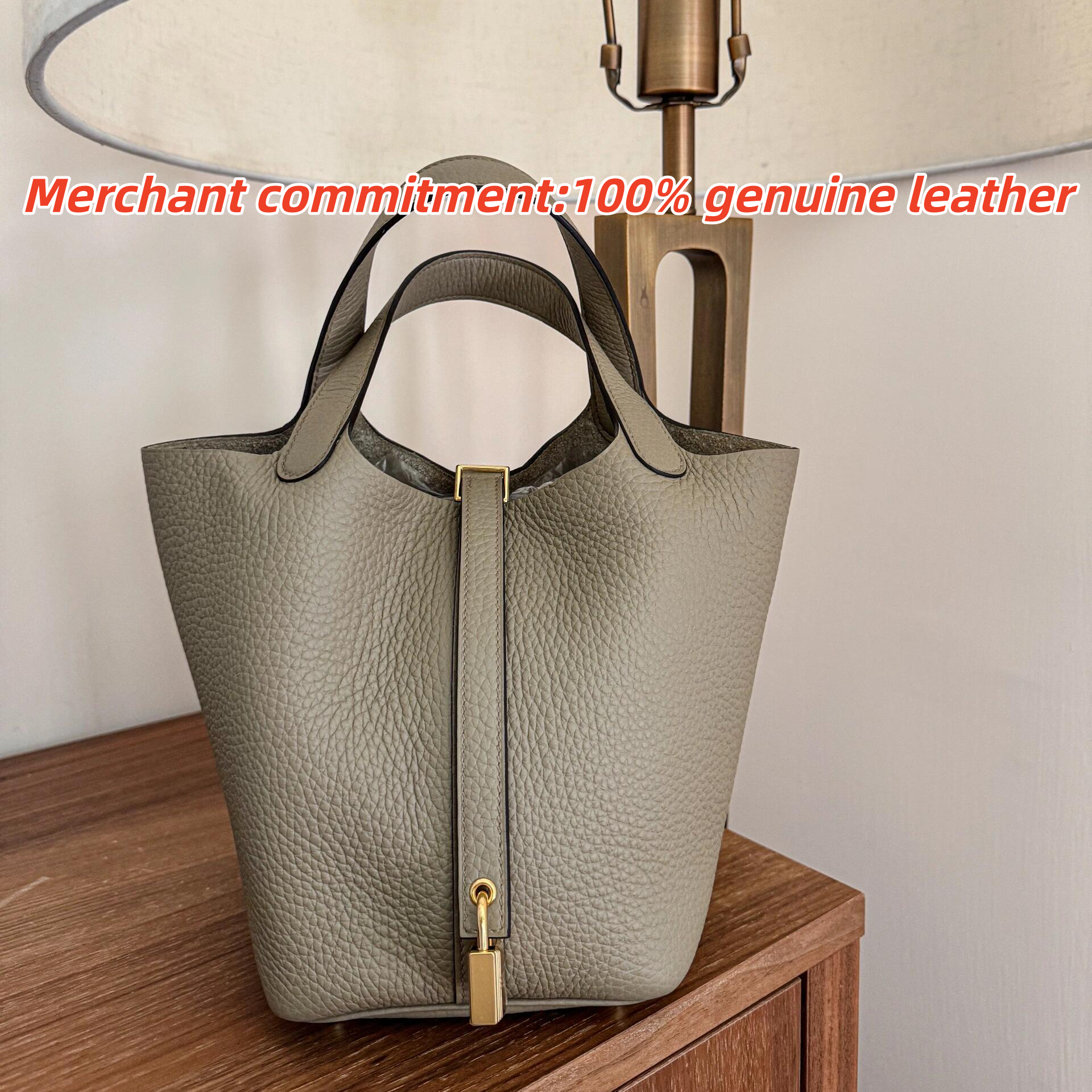 Luxury designer bag 18 22 26cm fashionable bucket/drawstring handbag high-quality leather shoulder bag women's leather crossbody bag with lock