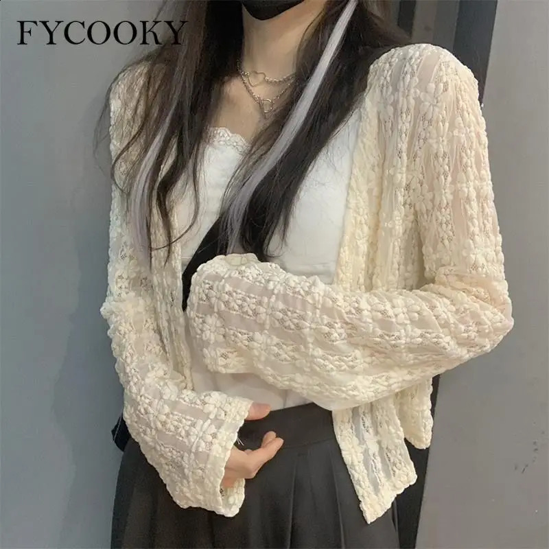 Summer Thin Cardigan Women V-neck Floral Hollow Out Lace Sweet Female Tops Long-sleeve Casual Cardigans Sunscreen Clothing Woman 260516BJ