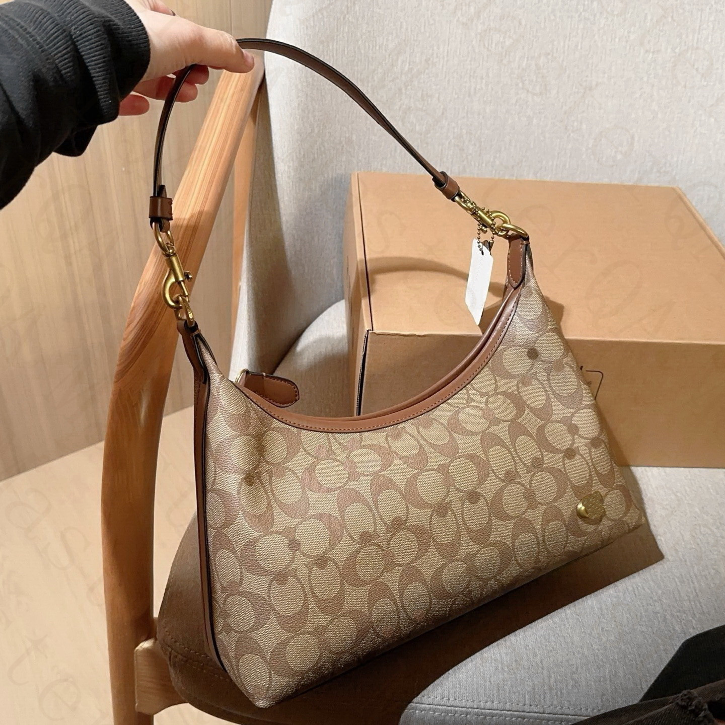 Juliet bag 30 Large Pockets Designer Bag Juliet Shoulder Bag 25 in Signature Jacquard Hamptons Hobo Bag Brown Leather Women Purse Crossbody Wallet S