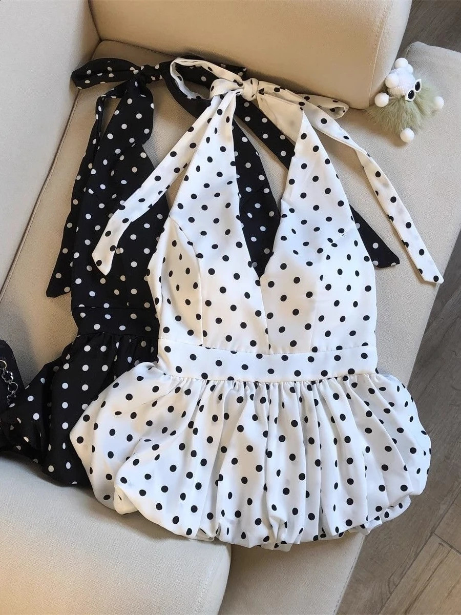 Backless Sexy Halter Beach doll Crop Tops Women Polka Dots V neck Sleeveless T shirt Ruffles Basic Tees Not-Padded Pad 260515BJ