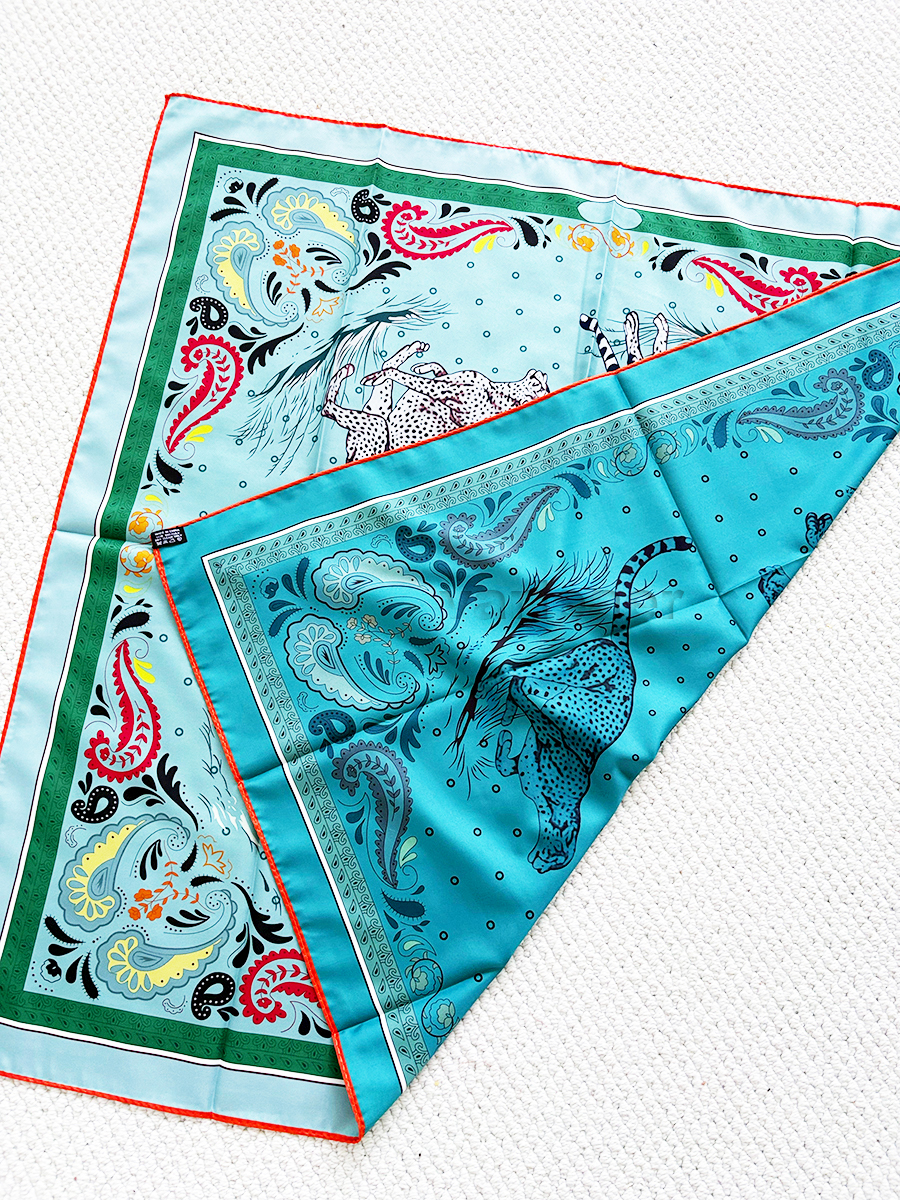 Double face 90 CM foulard en soie châles de luxe concepteur grand carré roulé à la main Bandanas cou accessoires pour la main sac Bandana amoureu