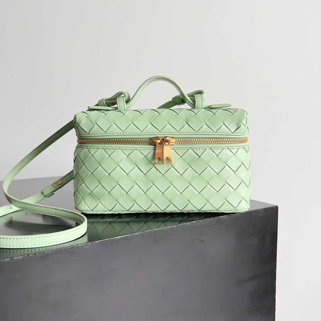Women's crossbody bag mirror quality bags designer crossbody bag Spring and Summer Knitted Zipper Free Shipping Gift Box luxurys handbags lady