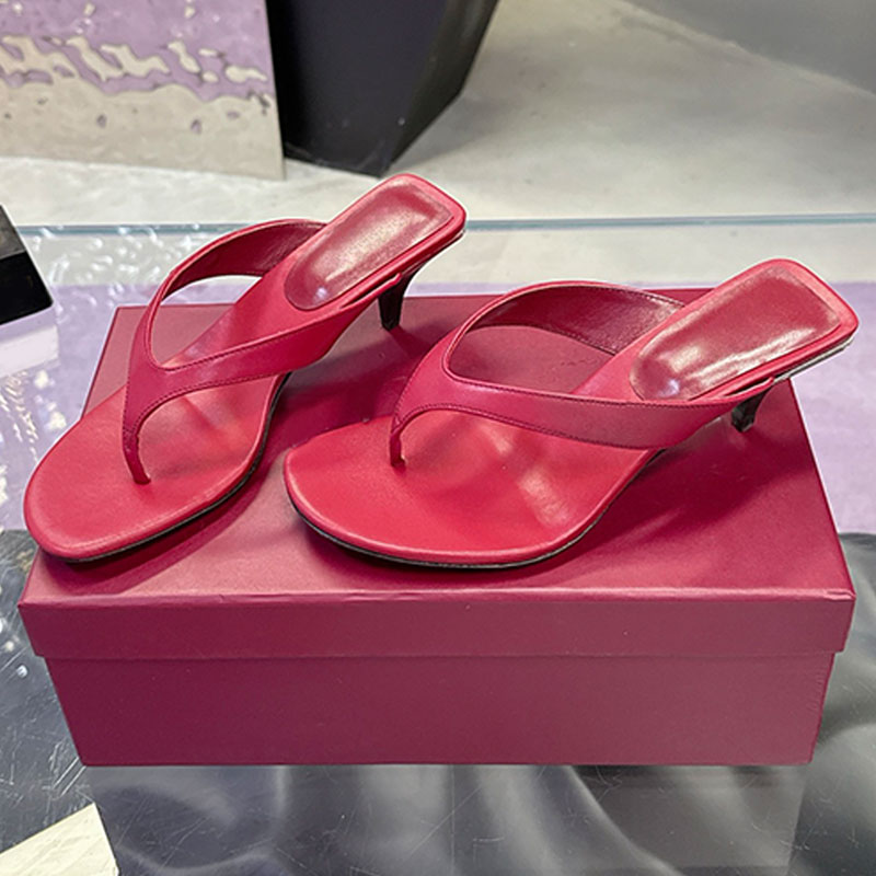 26SS Y2K Womens Vittoria thong Designer Woman Clip toe Sandals Empty back Miss High Heels Striped Leather Fabric Conical outsole Holiday Woman Mule