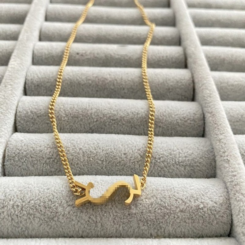Top Qualité Femmes Designer Boucles D'oreilles Collier En Acier Inoxydable Style Tendance Or Argent Rose Couleurs Ensembles Coeur Lettre Amour Pe