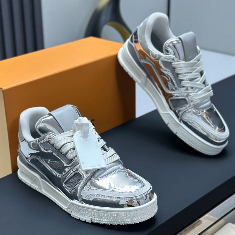 Womens Mens Trainer Sneaker 1AJJUR Designer Vintage Basketball Sneakers Grained Calf Leather Casual Shoes Couple Style Lace Up Sneaker Rubber Outsol