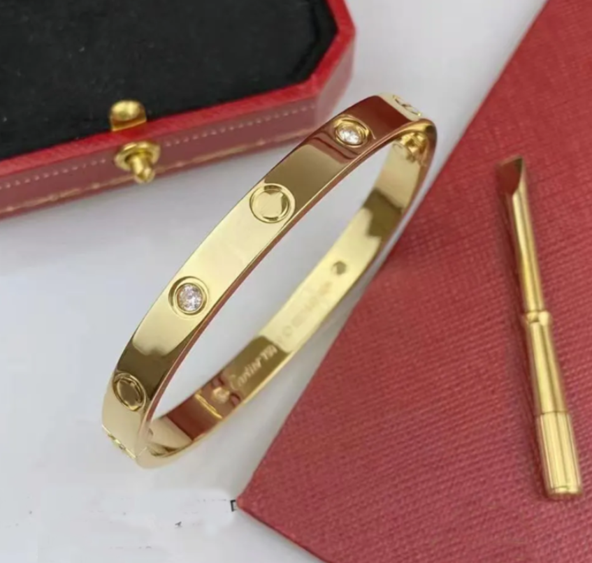 Classic Oval Screw Bangle High Polished Metal CART Bracelet for Women Designer Style Gold Silver Rose Gold Wristband Size 15 to 22 Available