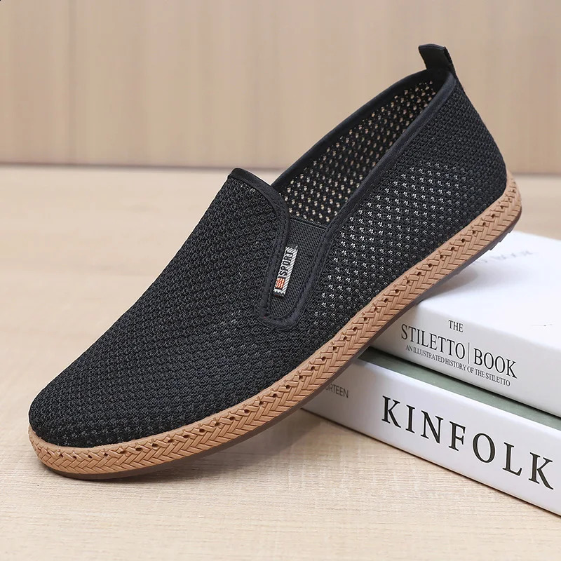 2025 Summer Mens Old Beijing Net Mesh Slipon Casual Shoes Comfortable and Breathable Antislip Outsole Free 260519banjia