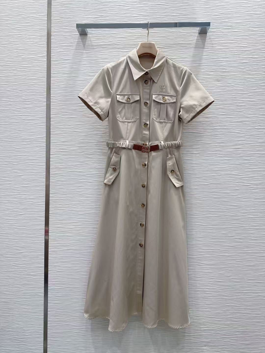 Basic & Casual Dresses designer IU Home 2026 Early Spring New Lapel Dress for woman