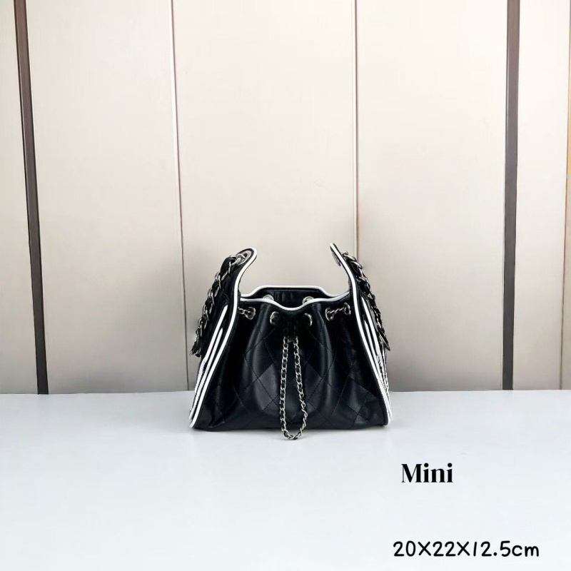 Luxury Designer 25bag mini Hobo Women's Sheepskin caviar Trendy Bucket bag Drawstring 2026 Summer New Hippie hobo underarm Women Fashion design