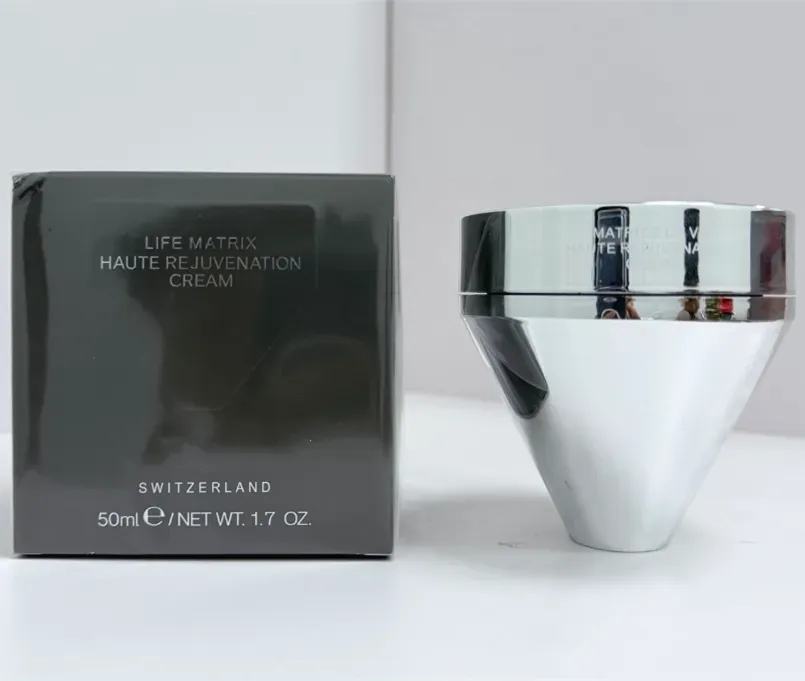 New WHITE CAVIAR ILLUMINATING MOISTURIZING CREAM 50ml Face Cosmetics Makeup Face Cream-image-1067739278