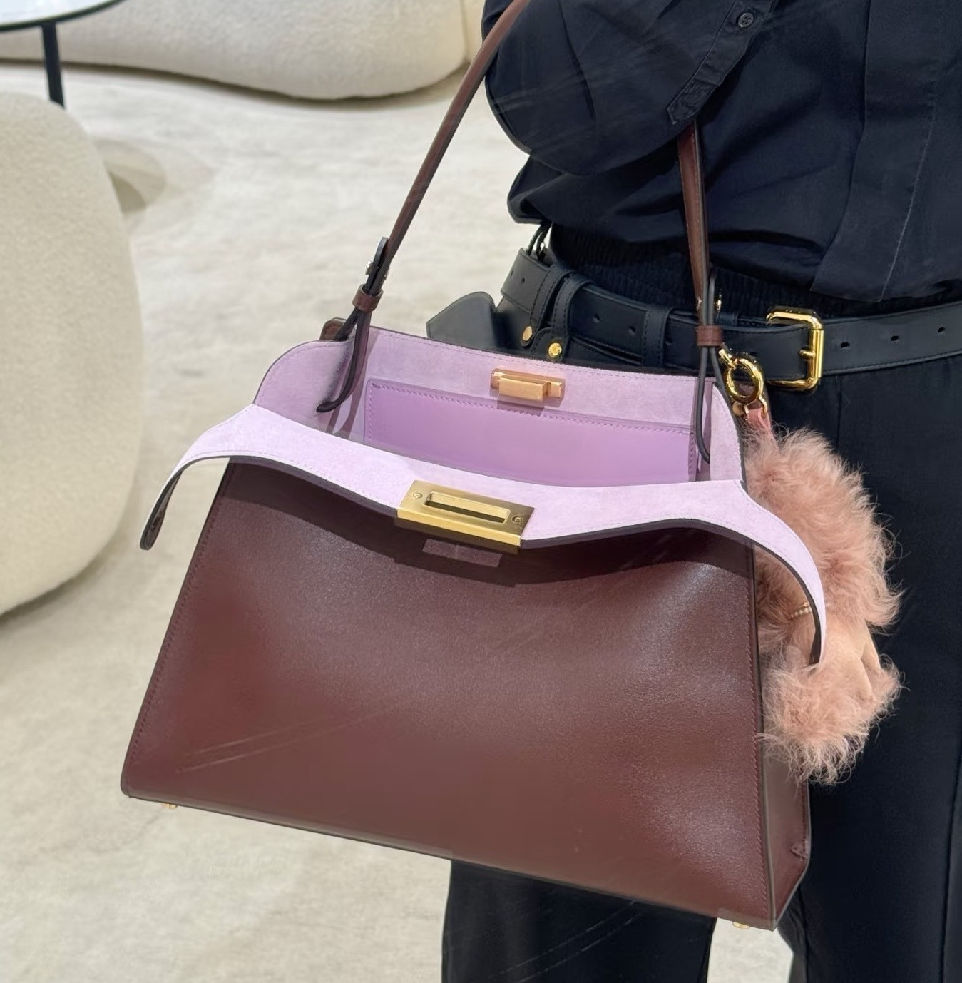 Women Real Leather Totes Contrast Lining 2026 Summer Handbag New Arrival Collection Luxury Designer Fashion Shoulder Bags Calfskin Personalised Tote