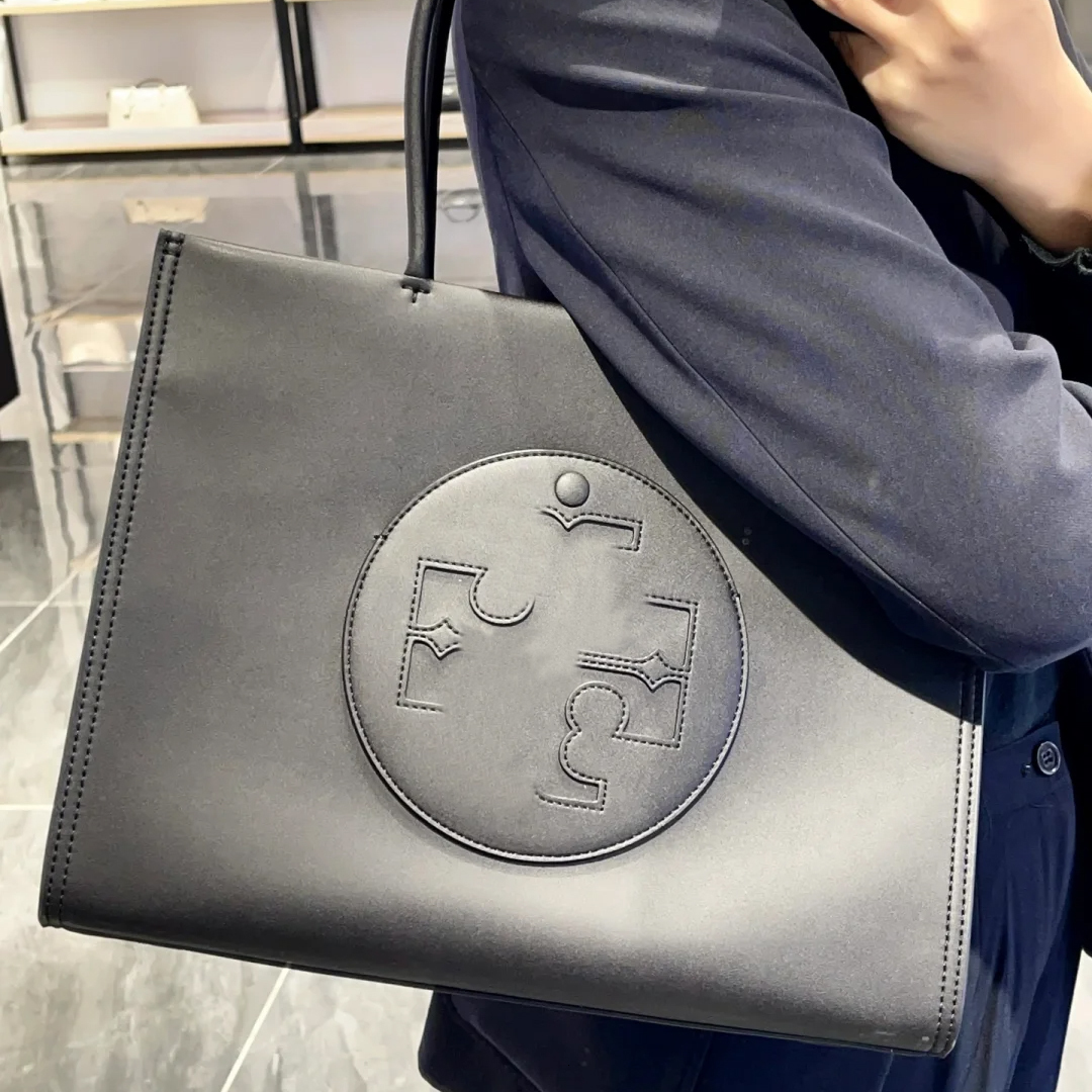 10A Designer Nylon tote Beach Bag New Single Shoulder sac Nylon Straight Canvas Chain Single Shoulder Women Nylon Bags Crossbody Mommy Magnetic Buck