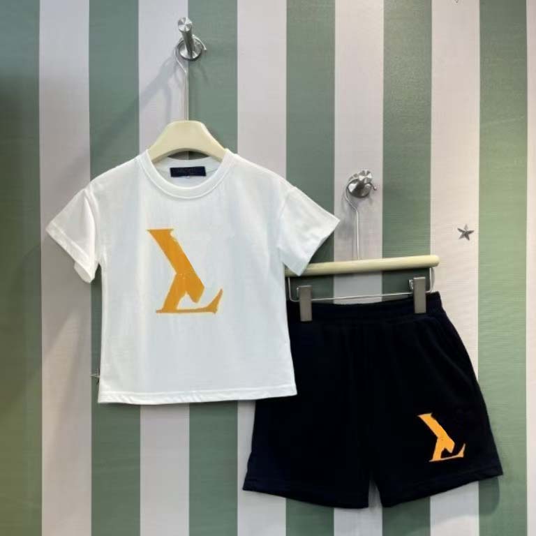 Luxury Kids Designer Clothes 2026 Summer New Baby Boy White Printed O-neck Short Sleeve T-shirts and Shorts 2 Piece Outfit Set 1-8 Years Children