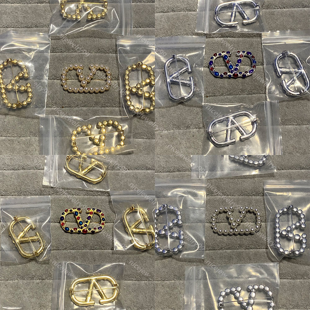 Fashion Brass Designer Brooches Luxury for Woman Luxury Gold Plated Brooch Suit Pin Fashion Jewelry Clothing Decoration High Quality Accessories