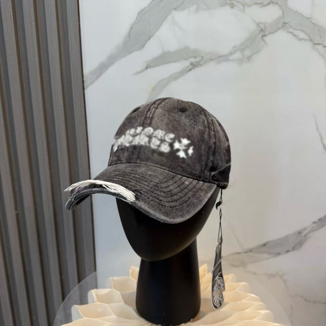 Nouvelle casquette de baseball en denim lavé de haute qualité, version personnalisée haut de gamme !Même style que le blogueur de mode des célébr