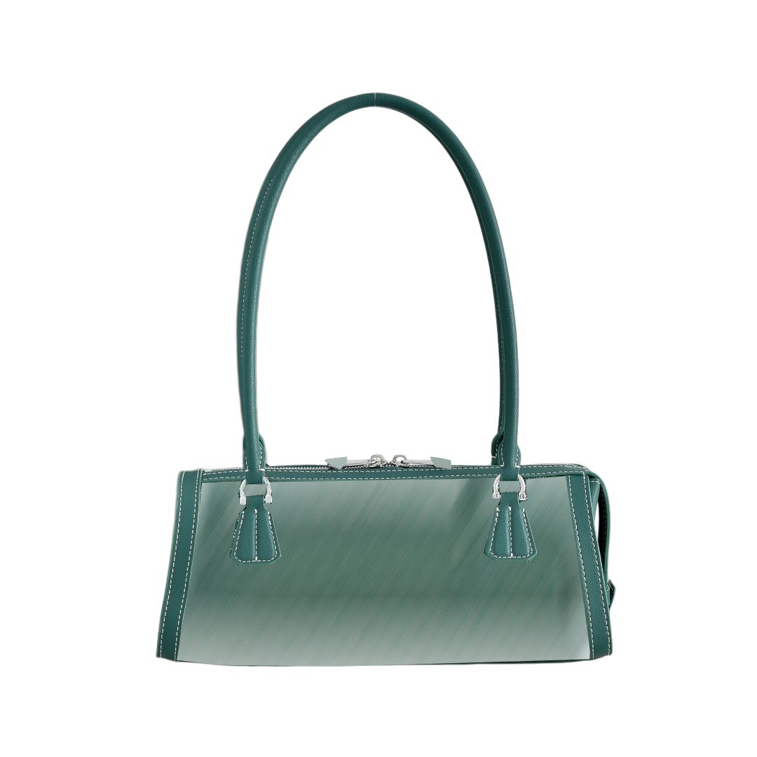 Le dernier style de sac baguette design, adapté au transport horizontal et vertical.