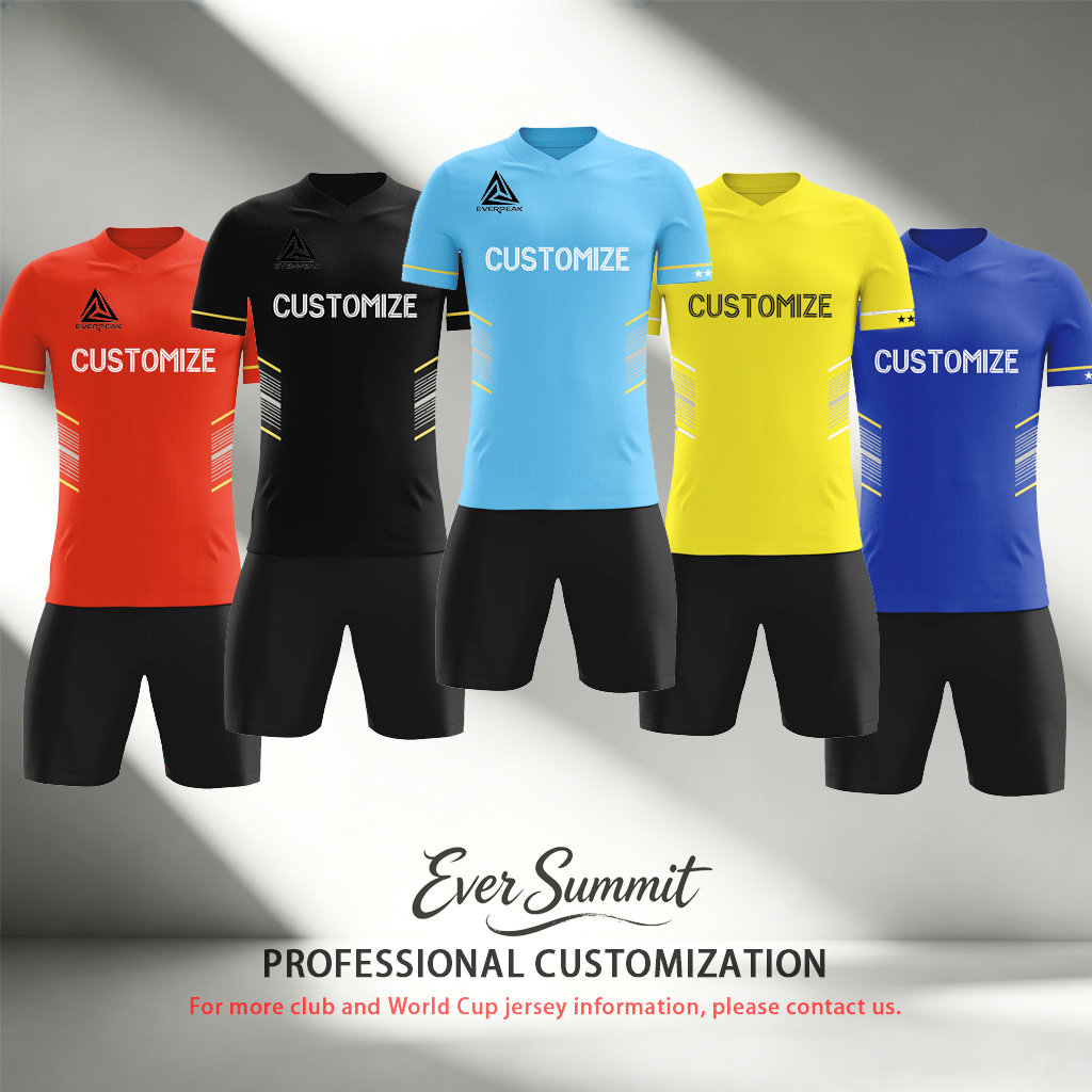 Ensemble de maillot de football personnalisé pour hommes blanc avec accent doré uniforme de football avec short nom personnalisé numéro respirant