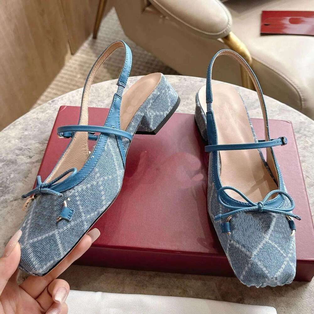 Designer horsebit top quality crystal slingback pump platform summer beach sandals Luxury Square head and back strap high heels women's Bow dec