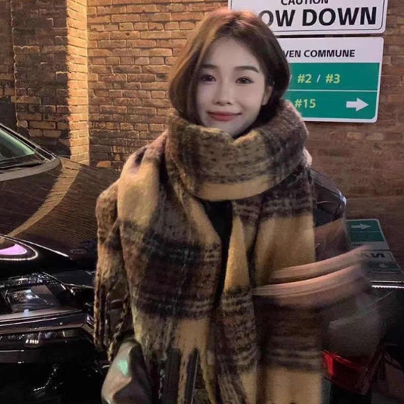 Brand Luxury Designer 2026 Unisex Couple Maillard Plaid Wool Blend Scarf Thick Warm Handmade Tassel Fringe Versatile Cozy Winter Neck Warmer Shawl D