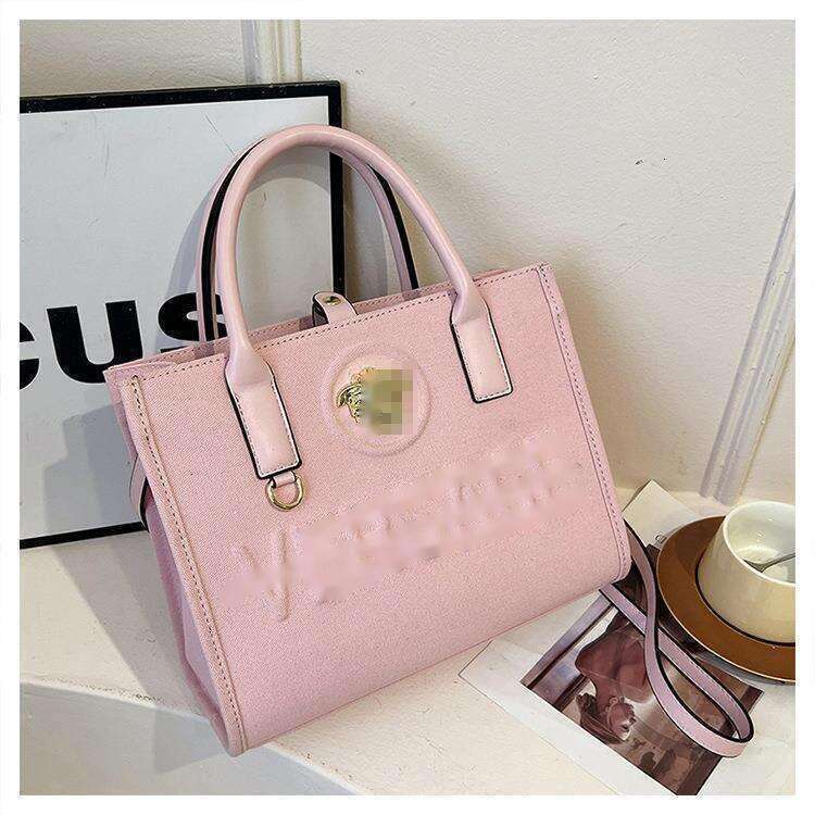 Trendy Designer High-auatily Casual Women's New fashion Tote Large Capacity Fashion Versatile Light Luxury Simple Shoulder Crossbody Bag