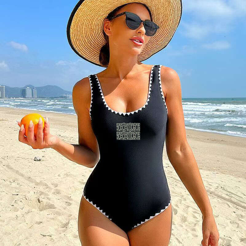 Hot Stamping Embroidery Woman Bikinis Set Summer Swimsuit Designer Swim Sets Beach One Piece Bathing Suit Womens Swimwear Crop Tops Shorts Slim T-image-1107382319